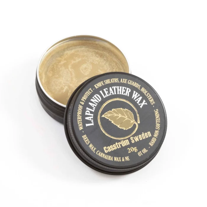Casström Lapland Leather Wax An open tin of Casström Lapland Leather Wax.
