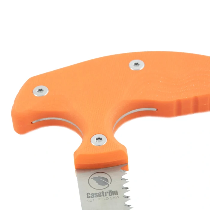 A Casström No.11 Field Saw v.2 grip.